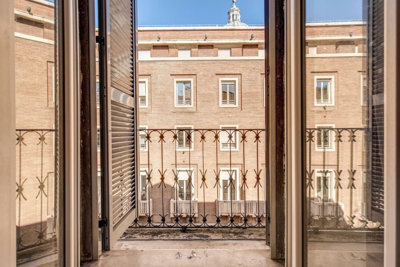 New! Spanish Step Design Apartment Rome Extérieur photo